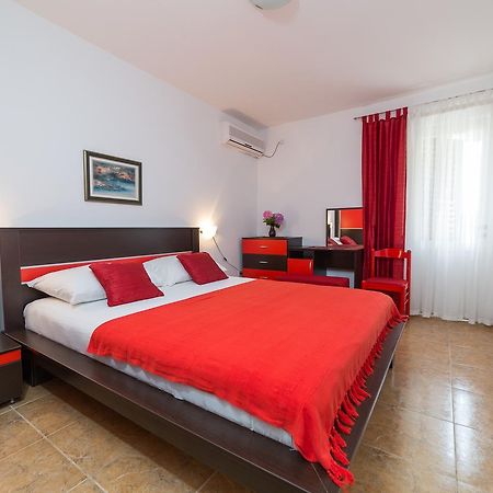 Sofija Apartments Sveti Stefan Exterior photo