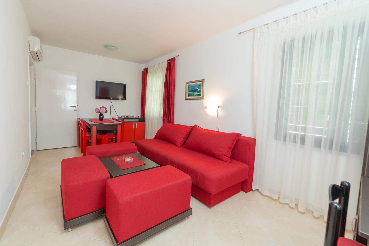 Sofija Apartments Sveti Stefan Exterior photo